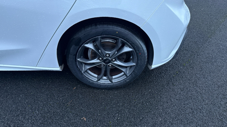 Ford Focus 1.0 EcoBoost 125 ST-Line Nav 5dr Petrol Hatchback